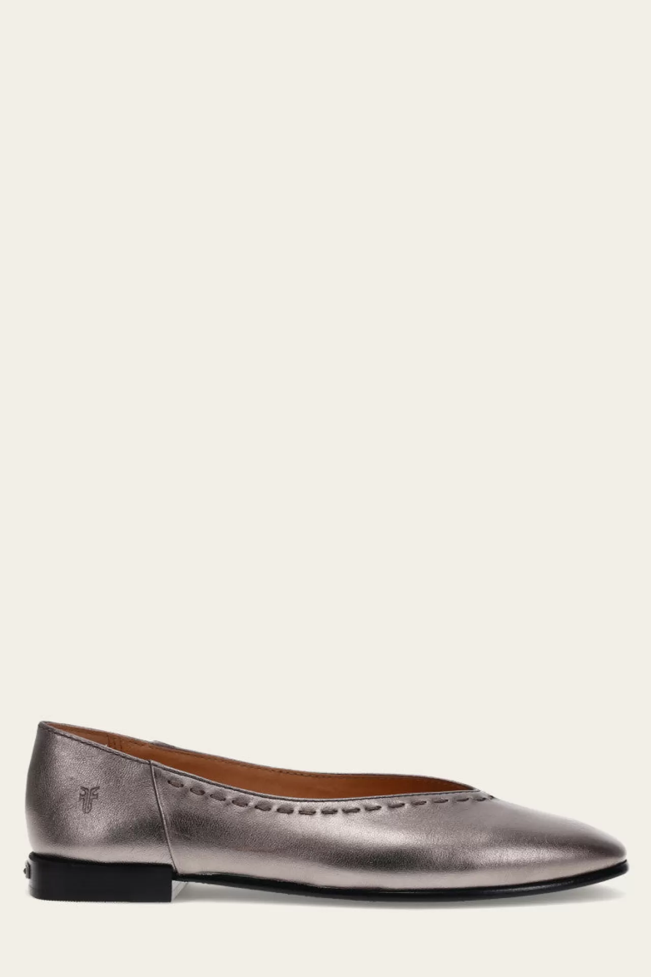 Frye Claire Flat Store